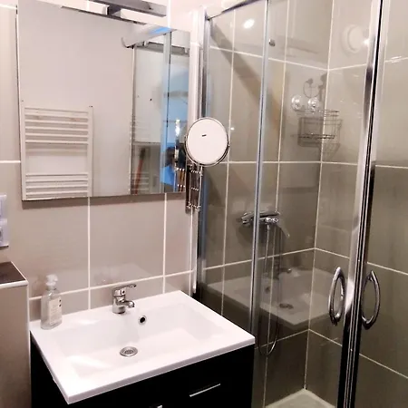 Renove Au Pied Des Pistes, Proche Randonnees Et Centre Station - Fr-1-771-74