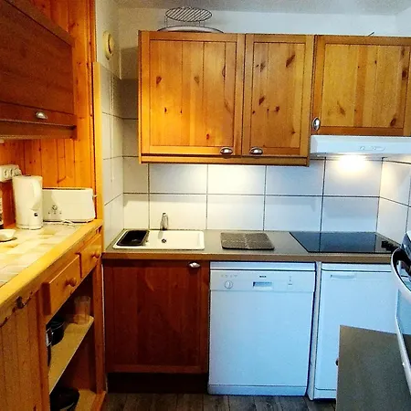 Renove Au Pied Des Pistes, Proche Randonnees Et Centre Station - Fr-1-771-74 *